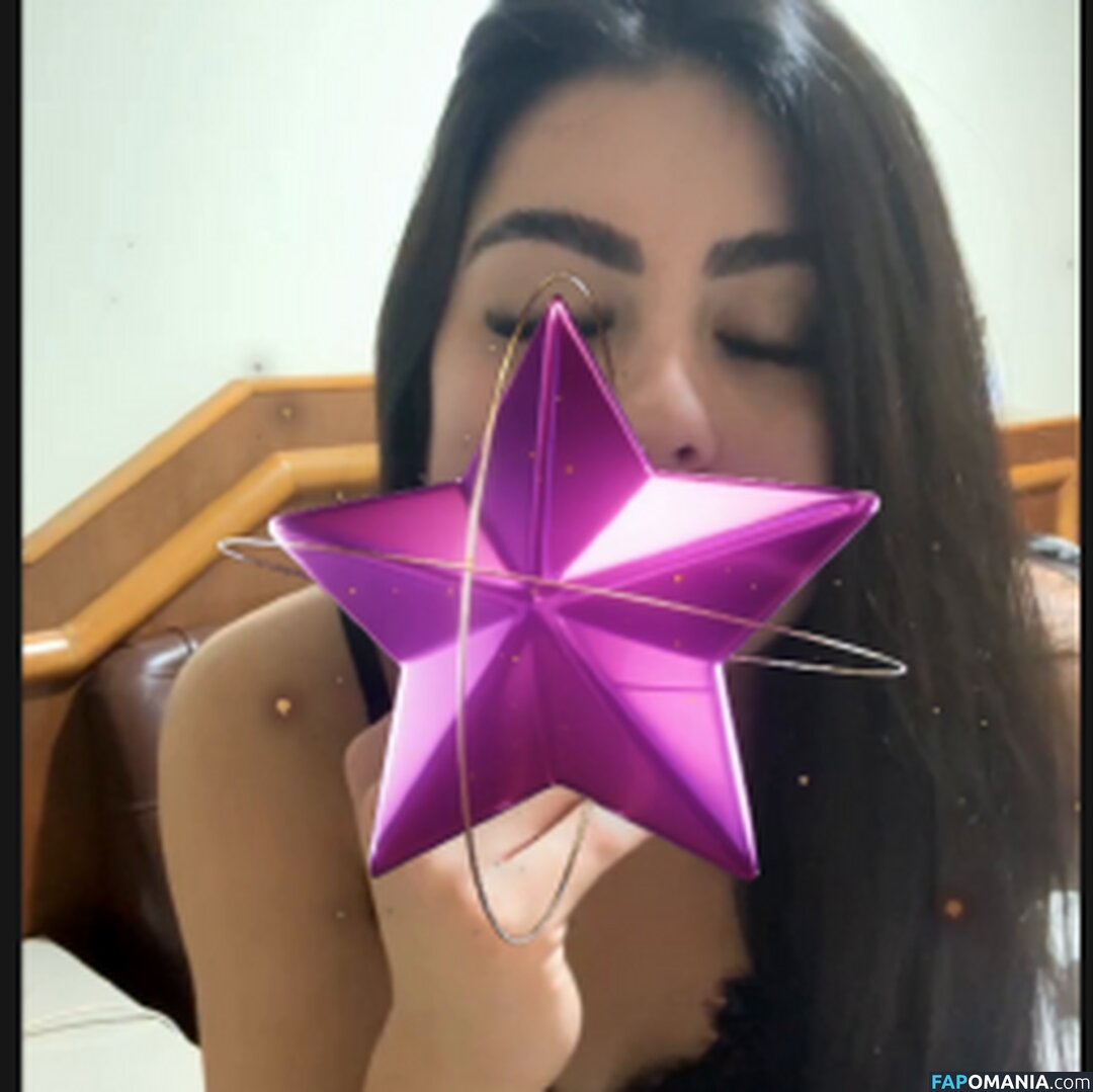 Isabela Vieira / vieira_isaaah Nude OnlyFans  Leaked Photo #2