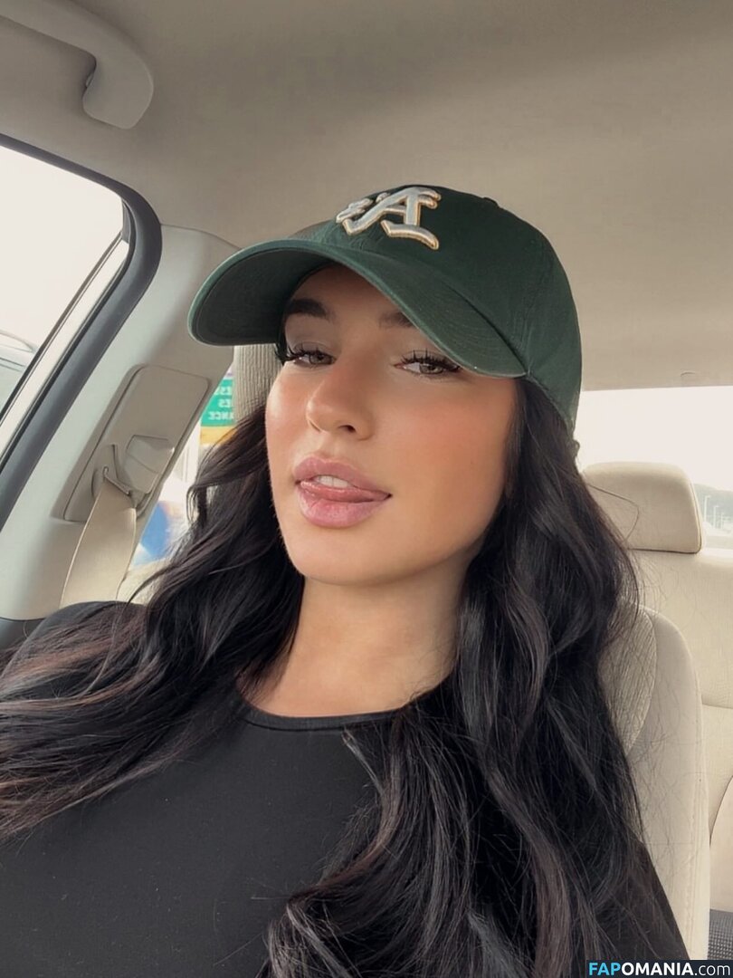 Isabella Defonte / https: / isabelladefonte Nude OnlyFans  Leaked Photo #7