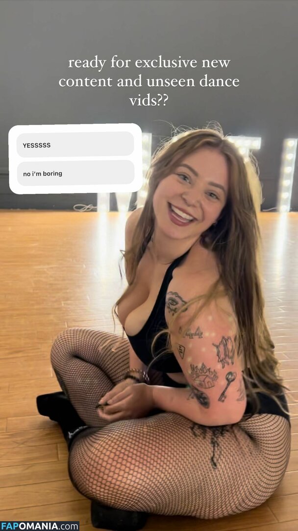 Isabella Dorta / isabelladortapoetry444 Nude OnlyFans  Leaked Photo #1