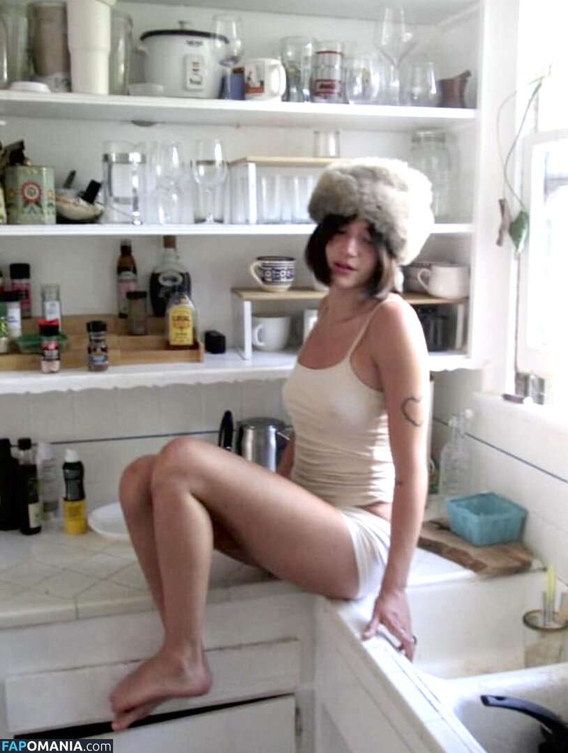 Isabellebellak Nude OnlyFans  Leaked Photo #1