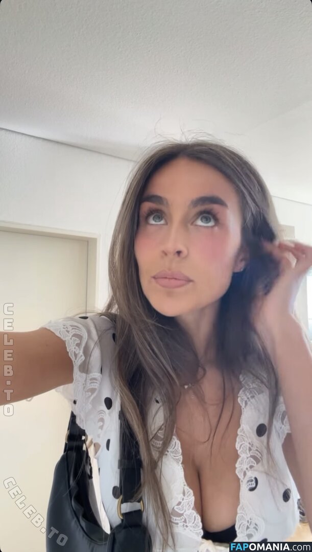 Isallieh Nude OnlyFans  Leaked Photo #1