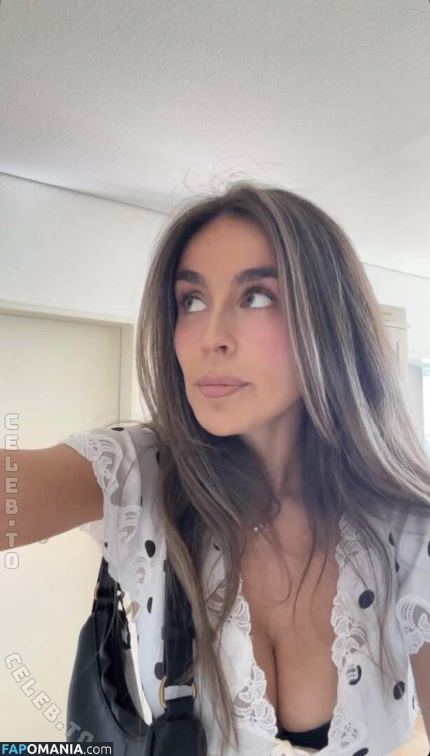 Isallieh Nude OnlyFans  Leaked Photo #2