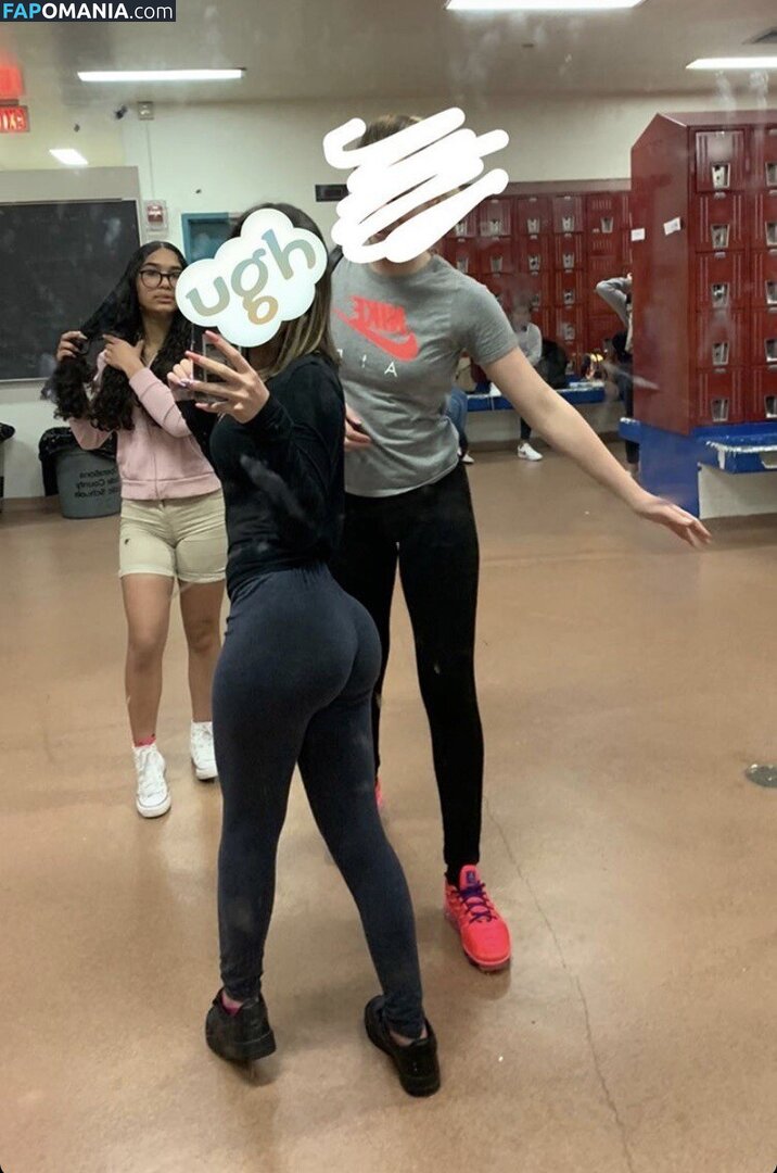 Issaa_j / issaa.j Nude OnlyFans  Leaked Photo #1