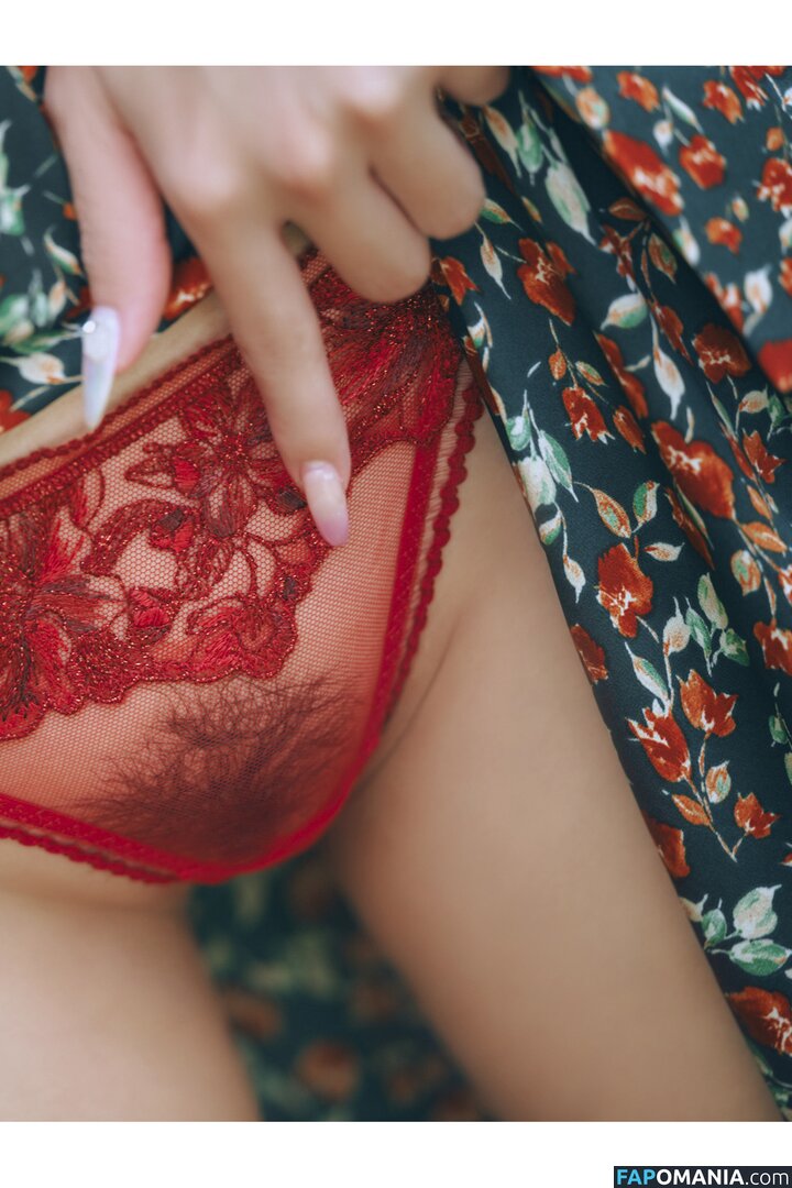 Itou Mayuki / https: / mayukiito / myk__gram Nude OnlyFans  Leaked Photo #10