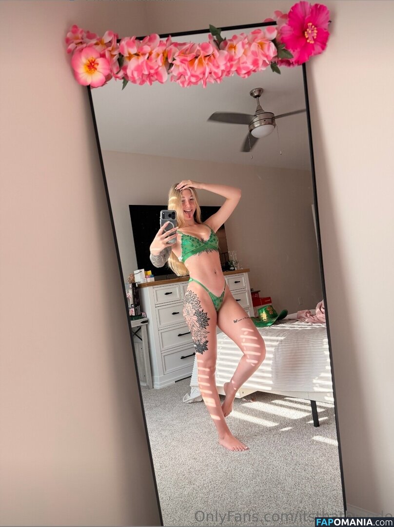 Hailey / Its_thatonetallgirl / akhailey01 / itsthatpinkypie Nude OnlyFans  Leaked Photo #2
