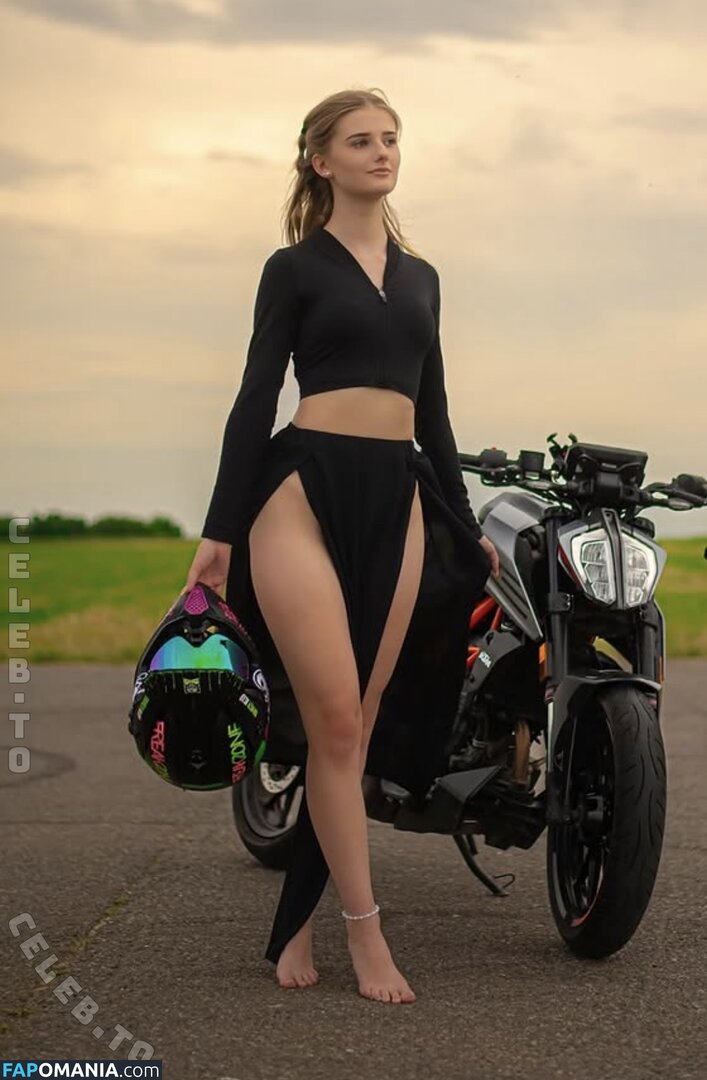 Its.tinx.vrq / its_t1n3 Nude OnlyFans  Leaked Photo #24