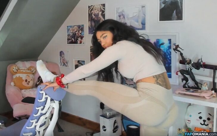 Itssunpi Nude OnlyFans  Leaked Photo #11
