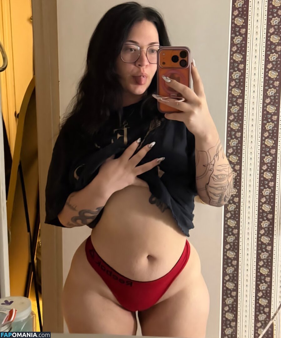 Itzzzachloe / https: Nude OnlyFans  Leaked Photo #1