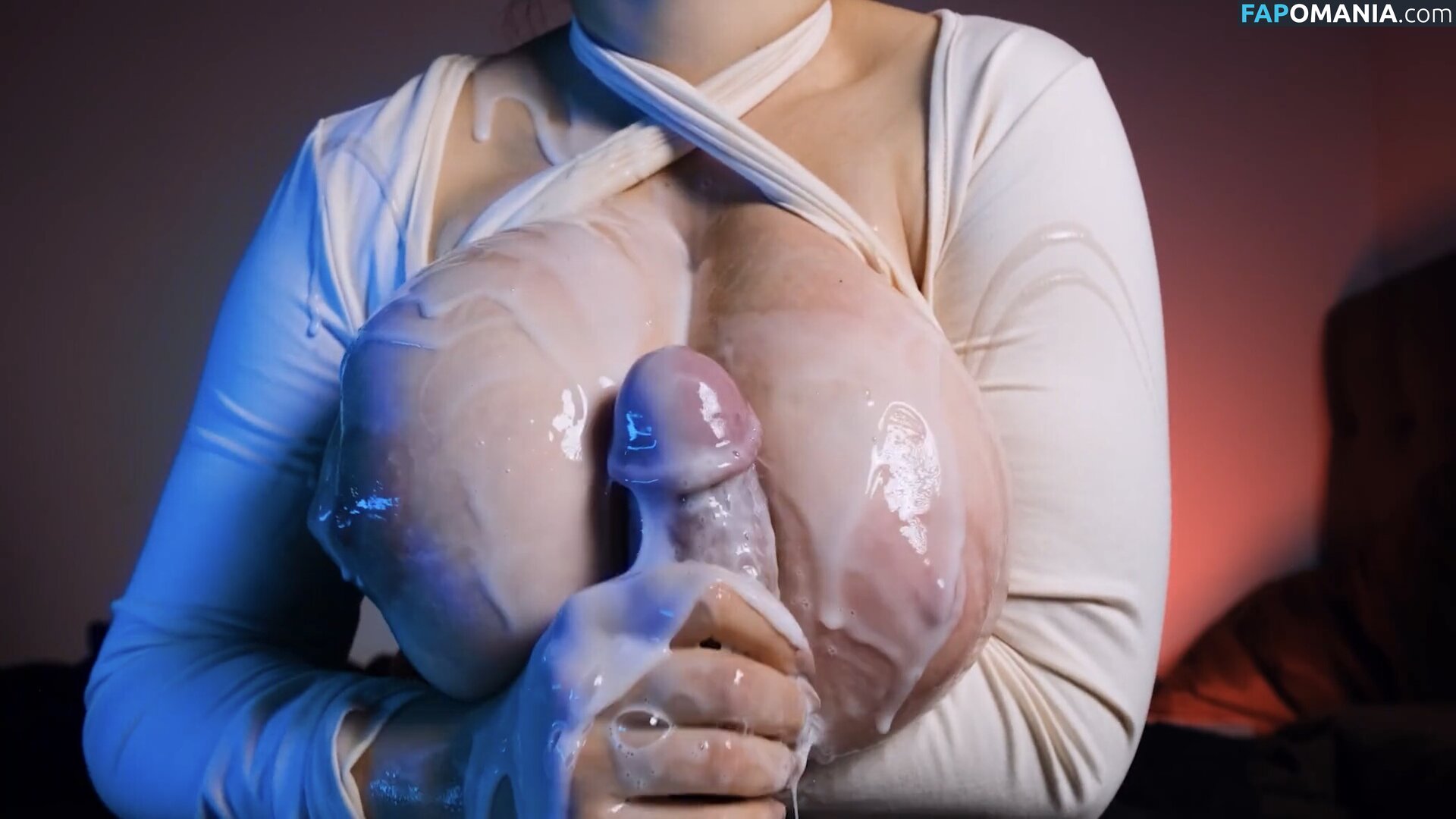 Ivytyche / ivyche_ Nude OnlyFans  Leaked Photo #1