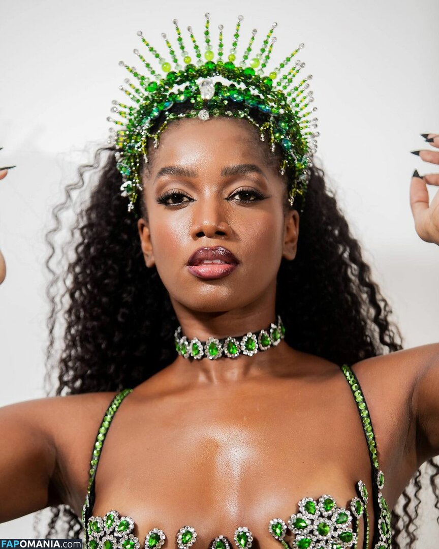 IZA / bbyiza Nude OnlyFans  Leaked Photo #15