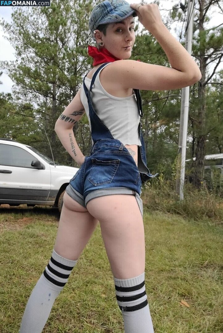 Izzy Bizarre / purppoke Nude OnlyFans  Leaked Photo #1