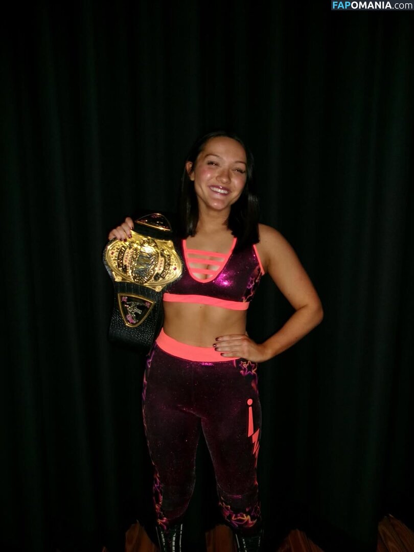 ItsIzzyMania / Izzy Moreno / WWYTWrestling Nude OnlyFans  Leaked Photo #20