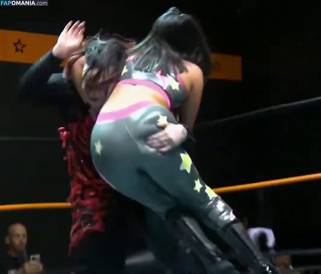 ItsIzzyMania / Izzy Moreno / WWYTWrestling Nude OnlyFans  Leaked Photo #32