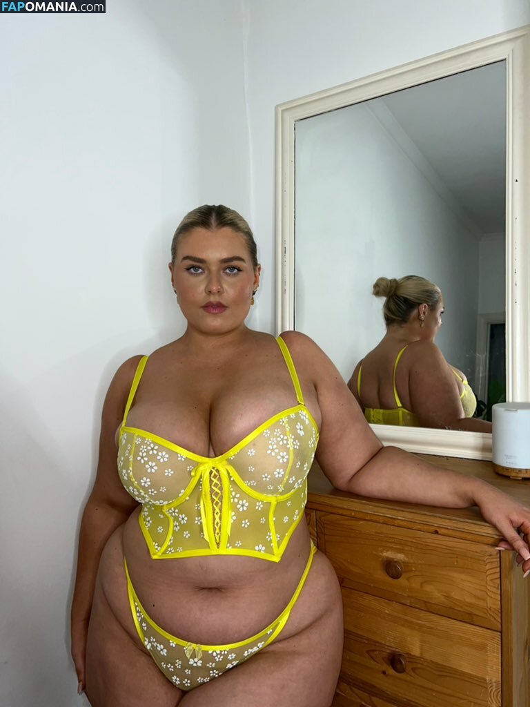 Izzy Nicholls / https: / isabelnichollsnall Nude OnlyFans  Leaked Photo #1