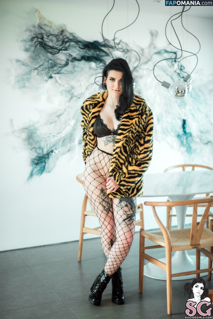 Izzye Nude OnlyFans  Leaked Photo #4