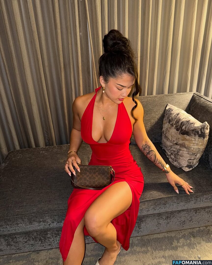 _izzyflannery_ / https: Nude OnlyFans  Leaked Photo #10