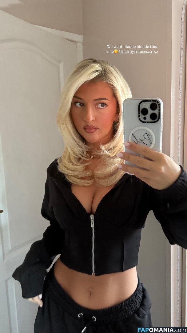 Isabel Taffs / IzzyTaffs / isabel_taffs / isabeltaffs Nude OnlyFans  Leaked Photo #9