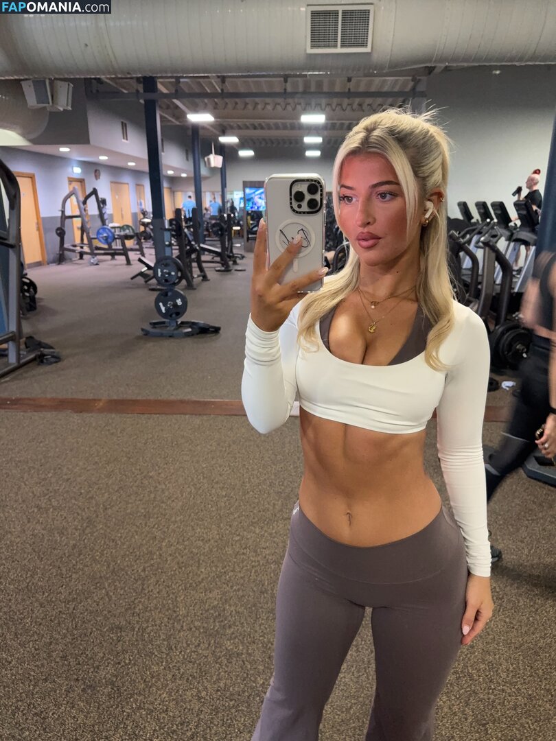 Isabel Taffs / IzzyTaffs / isabel_taffs / isabeltaffs Nude OnlyFans  Leaked Photo #17