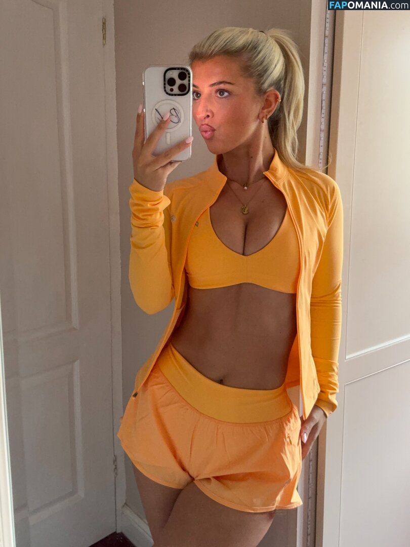 Isabel Taffs / IzzyTaffs / isabel_taffs / isabeltaffs Nude OnlyFans  Leaked Photo #34