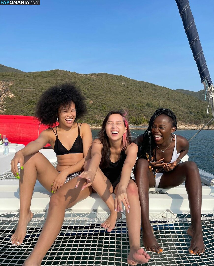 J Lou 林欣 / jlouofficial Nude OnlyFans  Leaked Photo #4