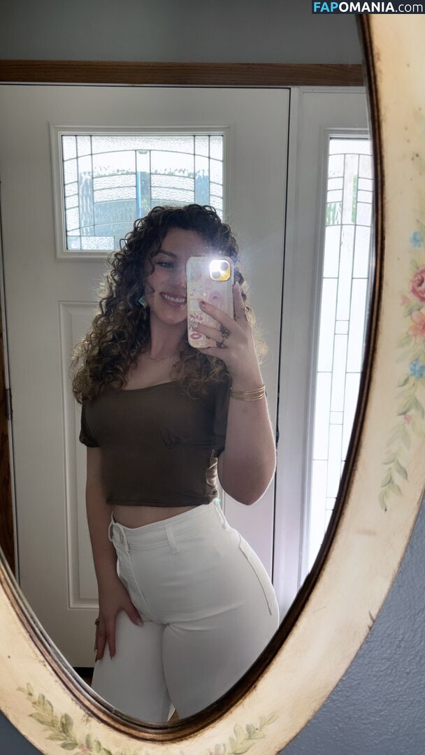 Jacindatravels_ / peachycaro Nude OnlyFans  Leaked Photo #34