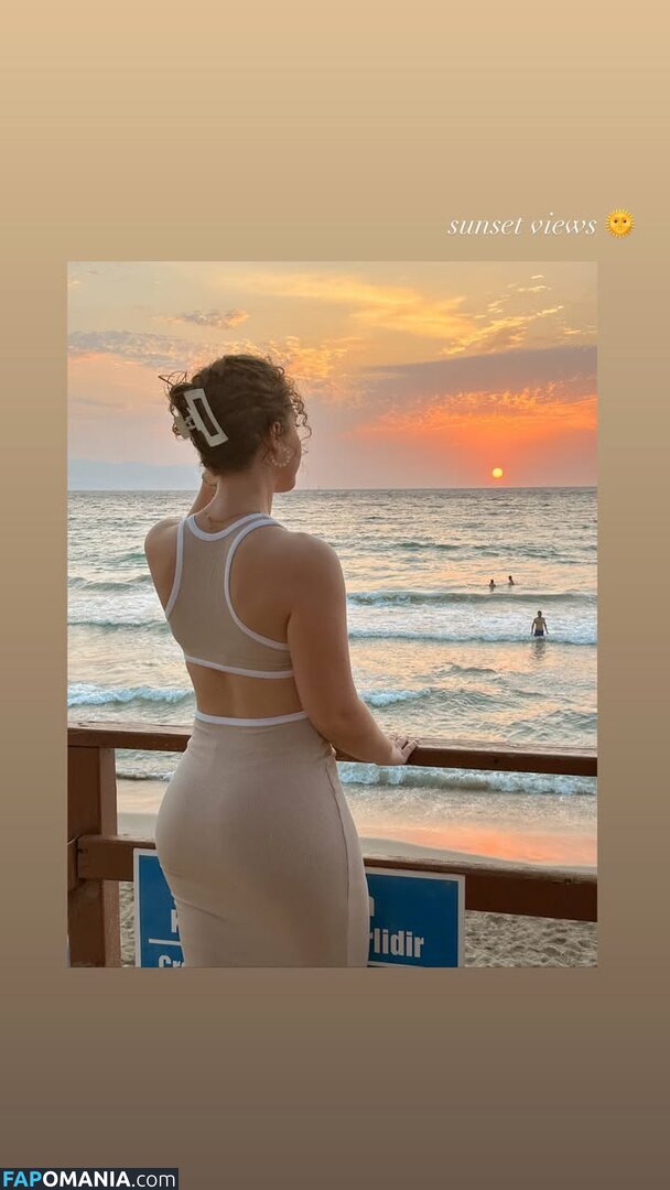 Jacindatravels_ / peachycaro Nude OnlyFans  Leaked Photo #69