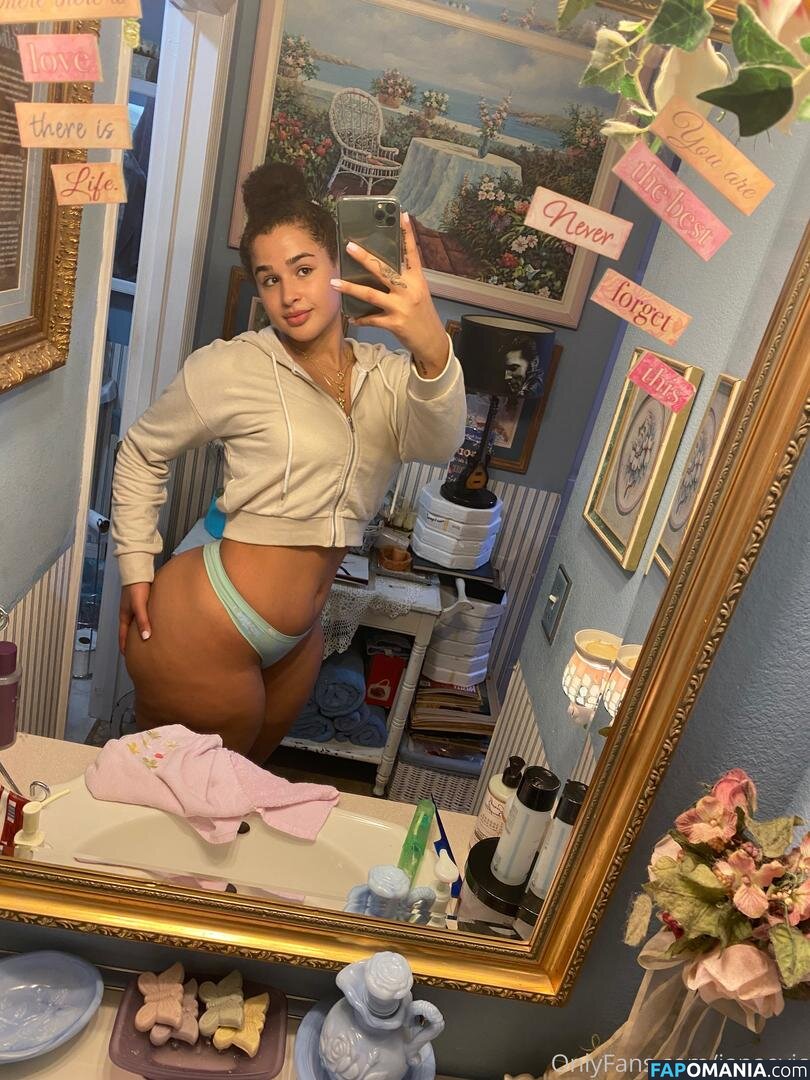 janae girard / janaegirard / janaevic Nude OnlyFans  Leaked Photo #48