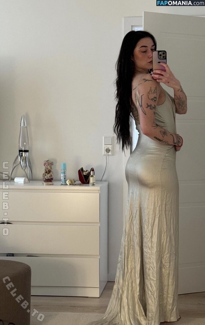 Janaxnell / janaxnell_official Nude OnlyFans  Leaked Photo #1