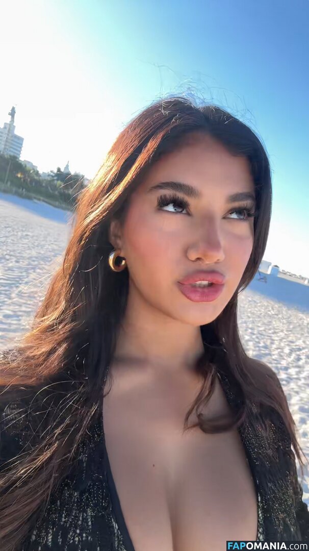 jasmine_lillyyy / jasmine_lillyyyy Nude OnlyFans  Leaked Photo #31