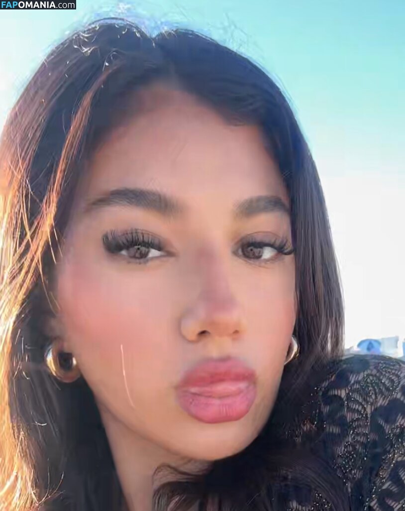 jasmine_lillyyy / jasmine_lillyyyy Nude OnlyFans  Leaked Photo #36