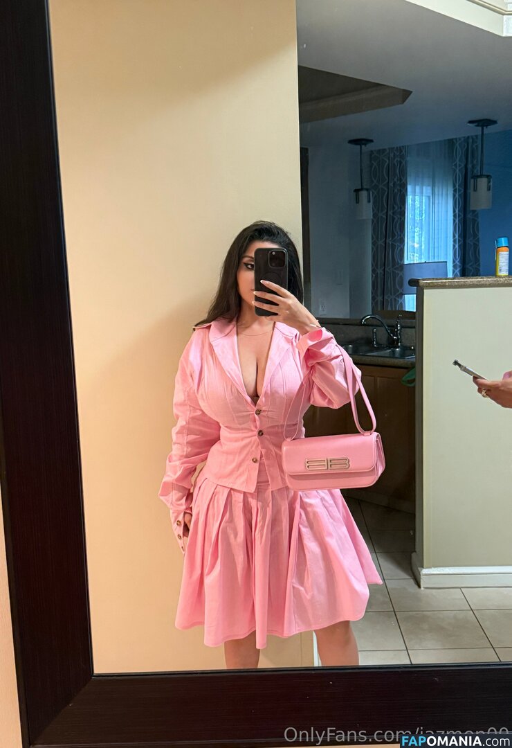 jazmenjafar Nude OnlyFans  Leaked Photo #1