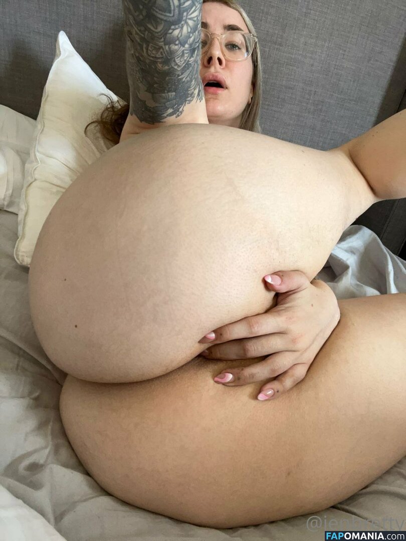 Jen Brett / jenbreht / jenbretty / therealjenbretty Nude OnlyFans  Leaked Photo #95