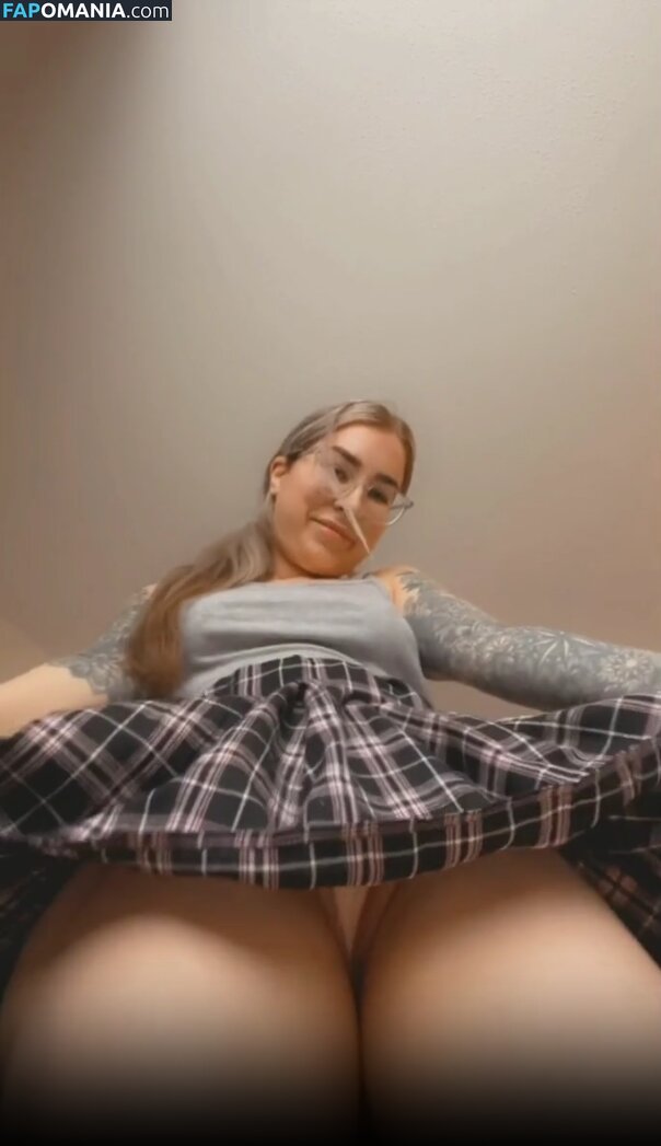 Jen Brett / JenBretty / therealjenbretty Nude OnlyFans  Leaked Photo #817