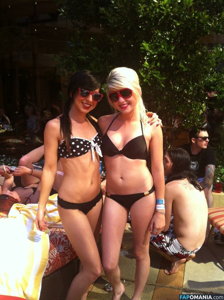 Jen Pop / jen_pop / jenpopov Nude OnlyFans  Leaked Photo #4