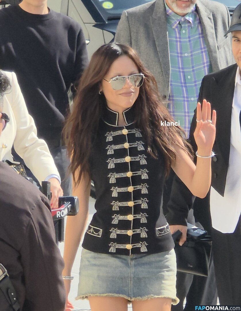 Jenna Ortega / Page / jennaortega Nude OnlyFans  Leaked Photo #1632