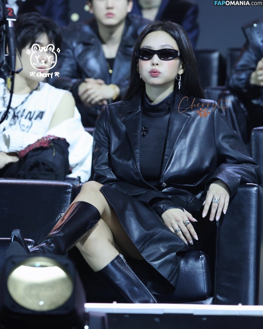 Blackpink / Jennie | BLΛƆKPIИK / jennierubyjane / sheflieshigh Nude OnlyFans  Leaked Photo #480