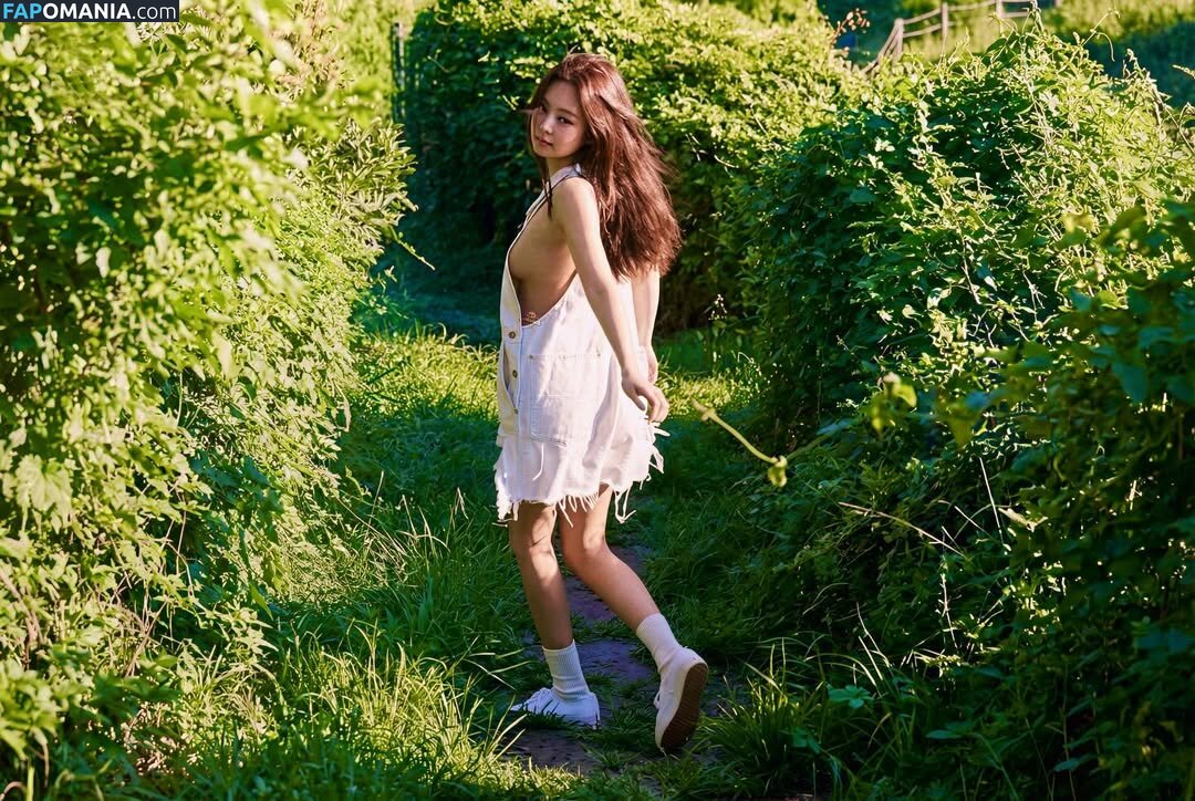Blackpink / Jennie | BLΛƆKPIИK / jennierubyjane / sheflieshigh Nude OnlyFans  Leaked Photo #485