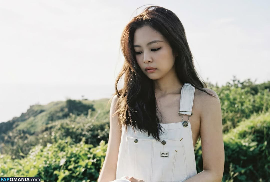 Blackpink / Jennie | BLΛƆKPIИK / jennierubyjane / sheflieshigh Nude OnlyFans  Leaked Photo #489