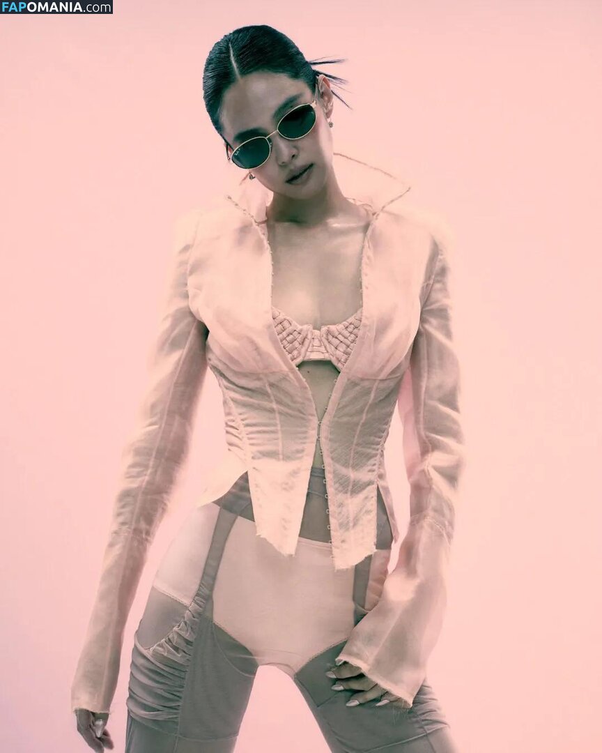 Blackpink / Jennie | BLΛƆKPIИK / jennierubyjane / sheflieshigh Nude OnlyFans  Leaked Photo #510
