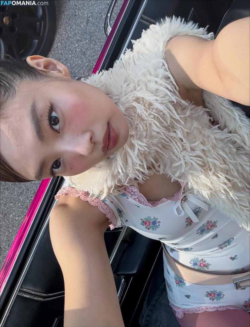 Blackpink / Jennie | BLΛƆKPIИK / jennierubyjane / sheflieshigh Nude OnlyFans  Leaked Photo #520