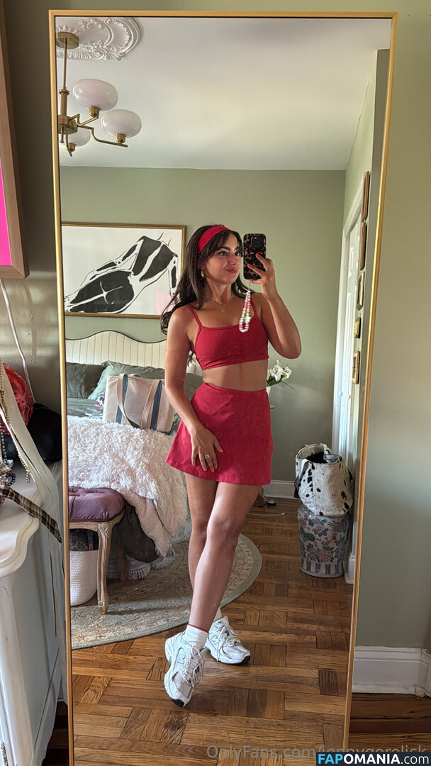 Jenny Gorelick / jennycestquoi / jennygorelick Nude OnlyFans  Leaked Photo #4