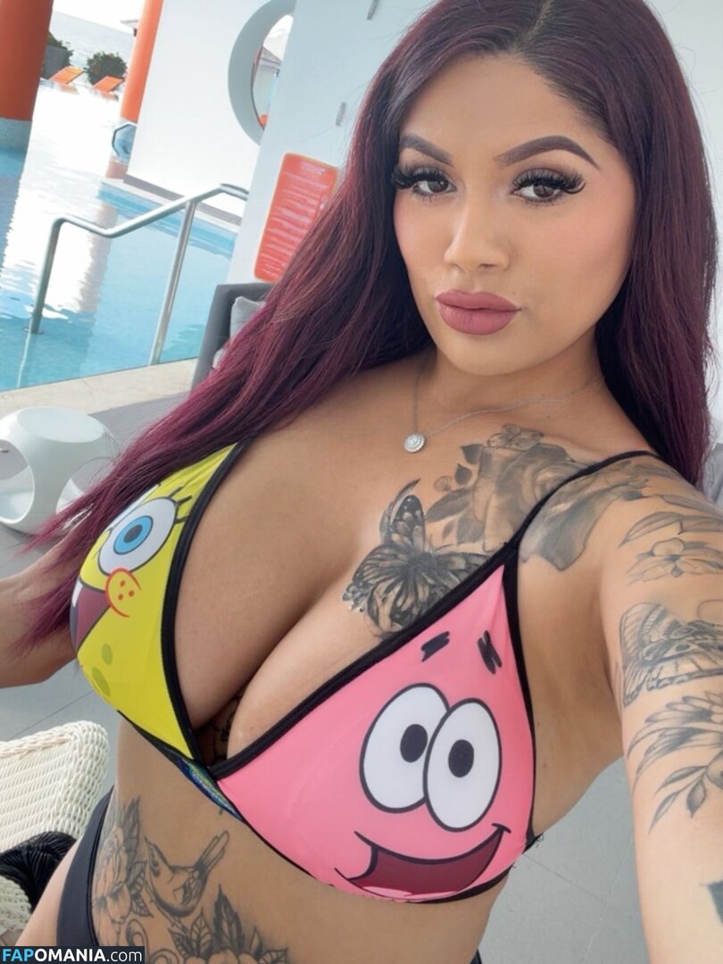 Jessica Elliott / Jessica Estrada / https: / jesslilyelliott / pinky_von_tease / pinkyvont Nude OnlyFans  Leaked Photo #11
