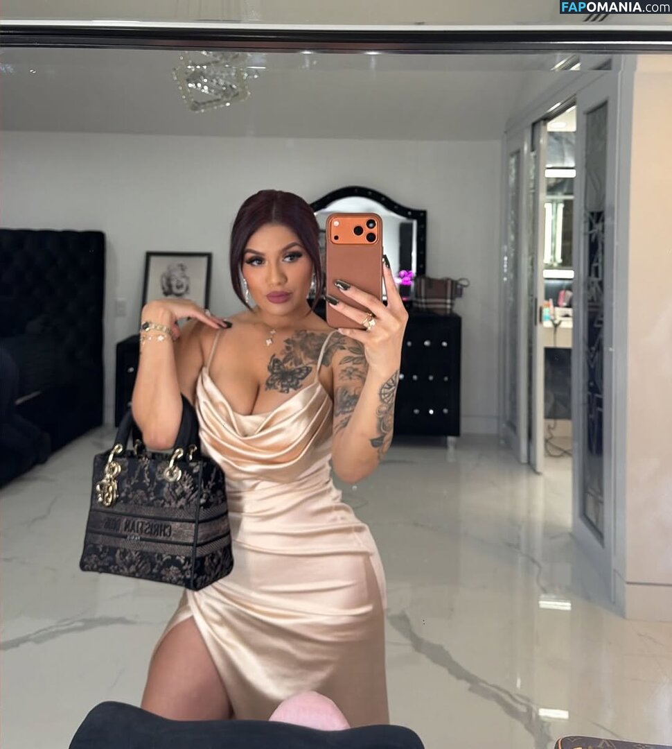 Jessica Elliott / Jessica Estrada / https: / jesslilyelliott / pinky_von_tease / pinkyvont Nude OnlyFans  Leaked Photo #12