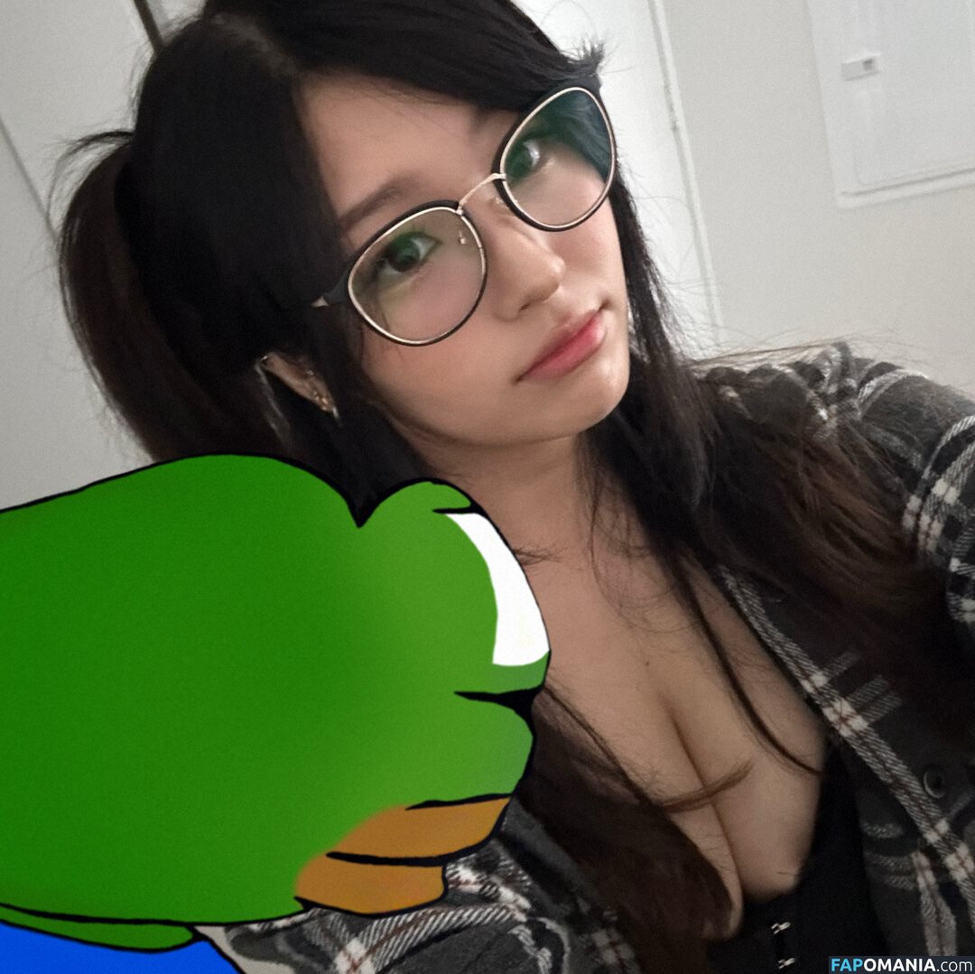 AGirlAndAGame / Jessica / h.yojeong / jessicahkim / jessicanigri Nude OnlyFans  Leaked Photo #9