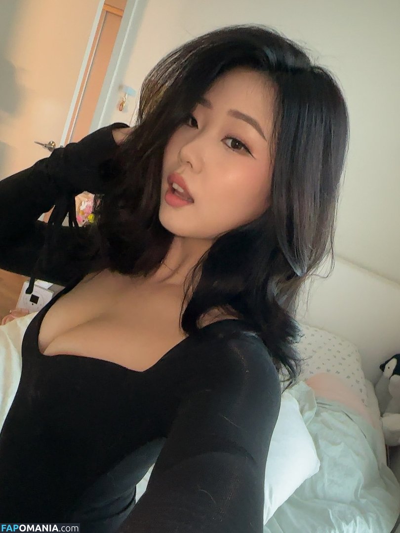 AGirlAndAGame / Jessica / h.yojeong / jessicahkim / jessicanigri Nude OnlyFans  Leaked Photo #124
