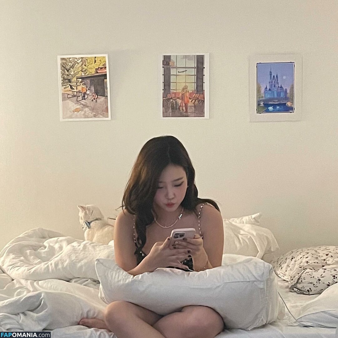 AGirlAndAGame / Jessica / h.yojeong / jessicahkim / jessicanigri Nude OnlyFans  Leaked Photo #154
