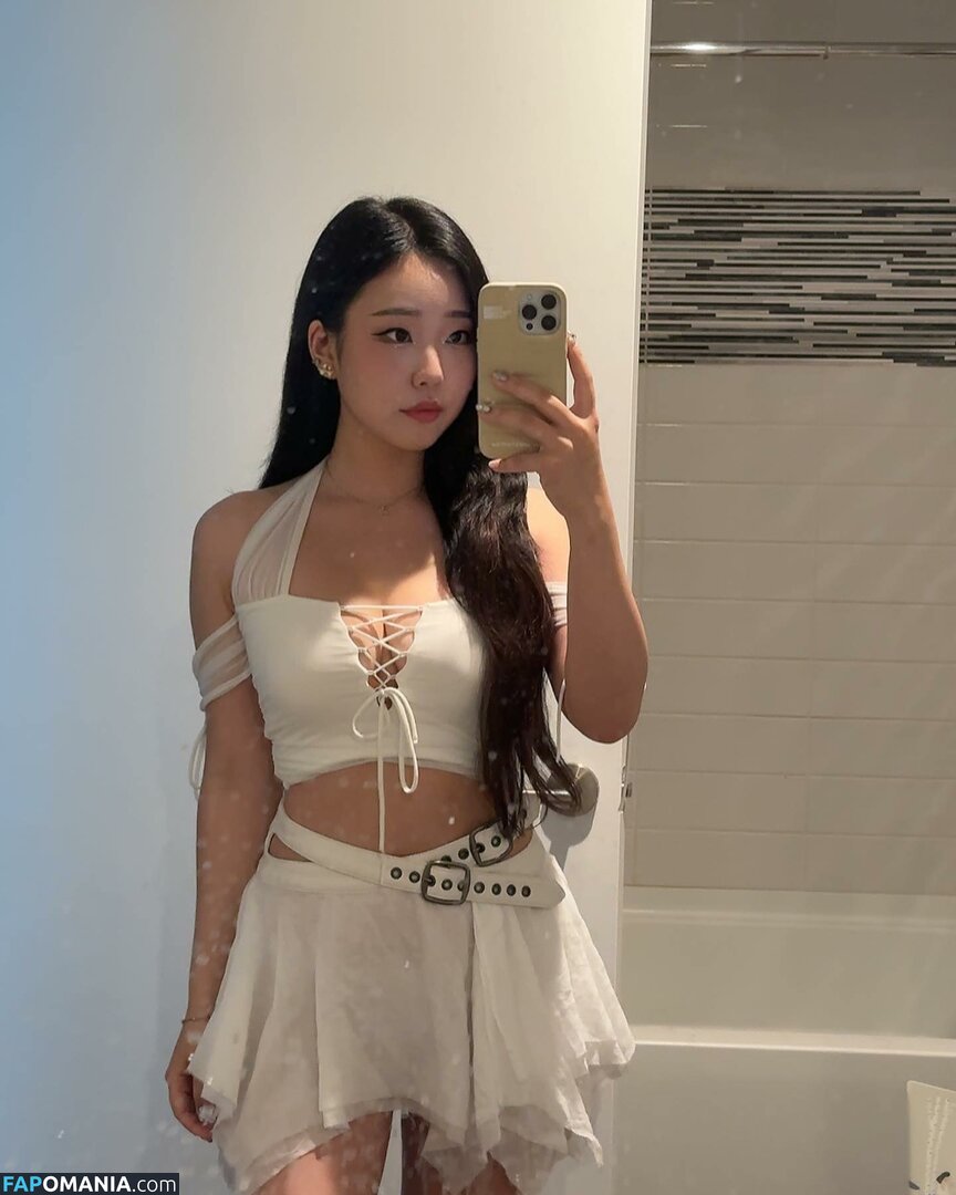 AGirlAndAGame / Jessica / h.yojeong / jessicahkim / jessicanigri Nude OnlyFans  Leaked Photo #193