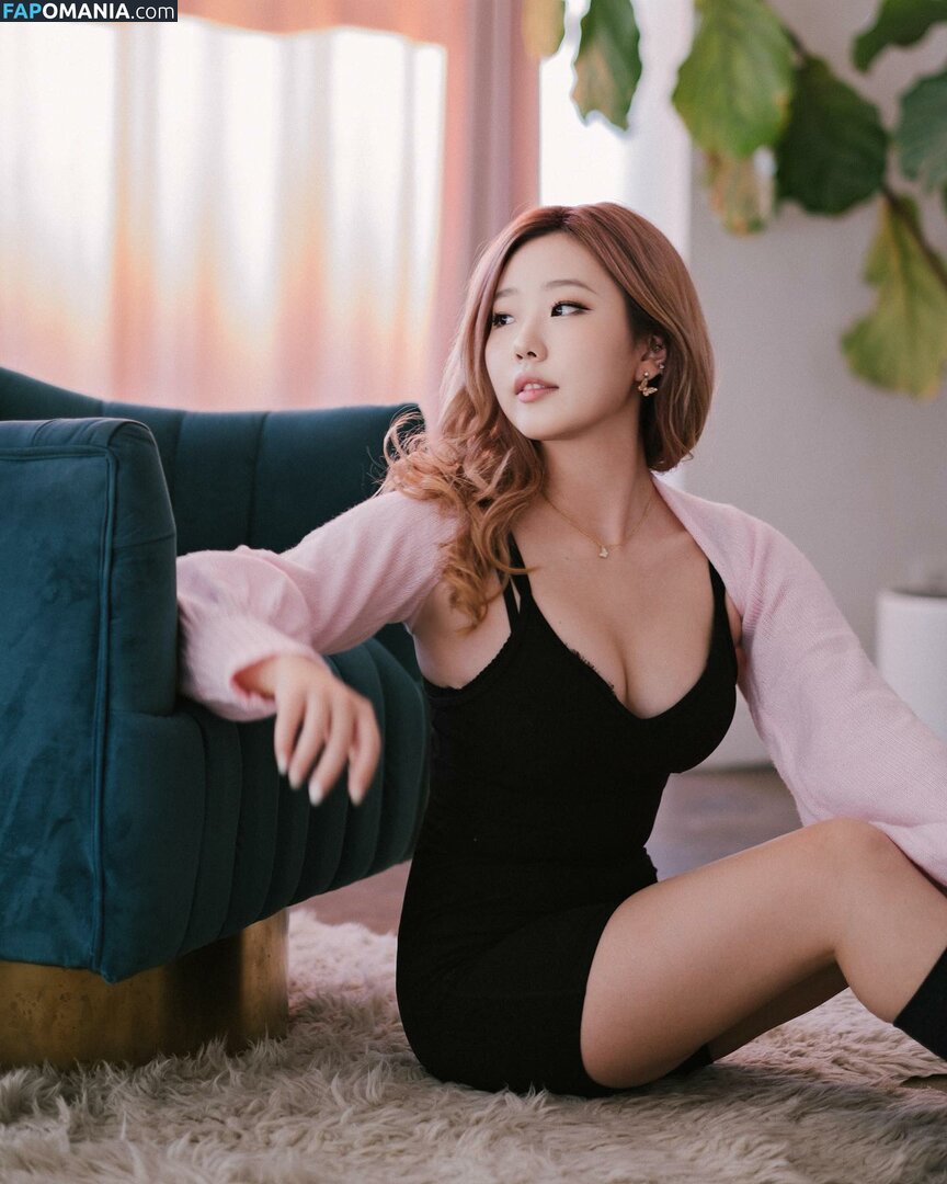 AGirlAndAGame / Jessica / h.yojeong / jessicahkim / jessicanigri Nude OnlyFans  Leaked Photo #844