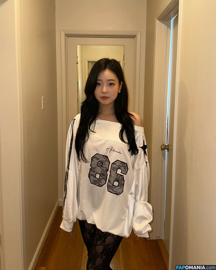 AGirlAndAGame / Jessica / h.yojeong / jessicahkim / jessicanigri Nude OnlyFans  Leaked Photo #884