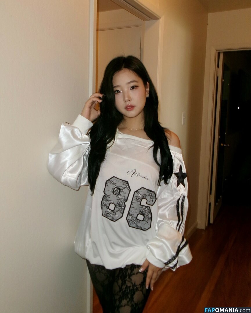 AGirlAndAGame / Jessica / h.yojeong / jessicahkim / jessicanigri Nude OnlyFans  Leaked Photo #886